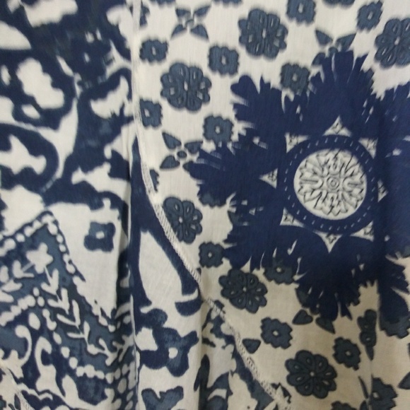 Sahalie Blue & white Skirt - Picture 7 of 8